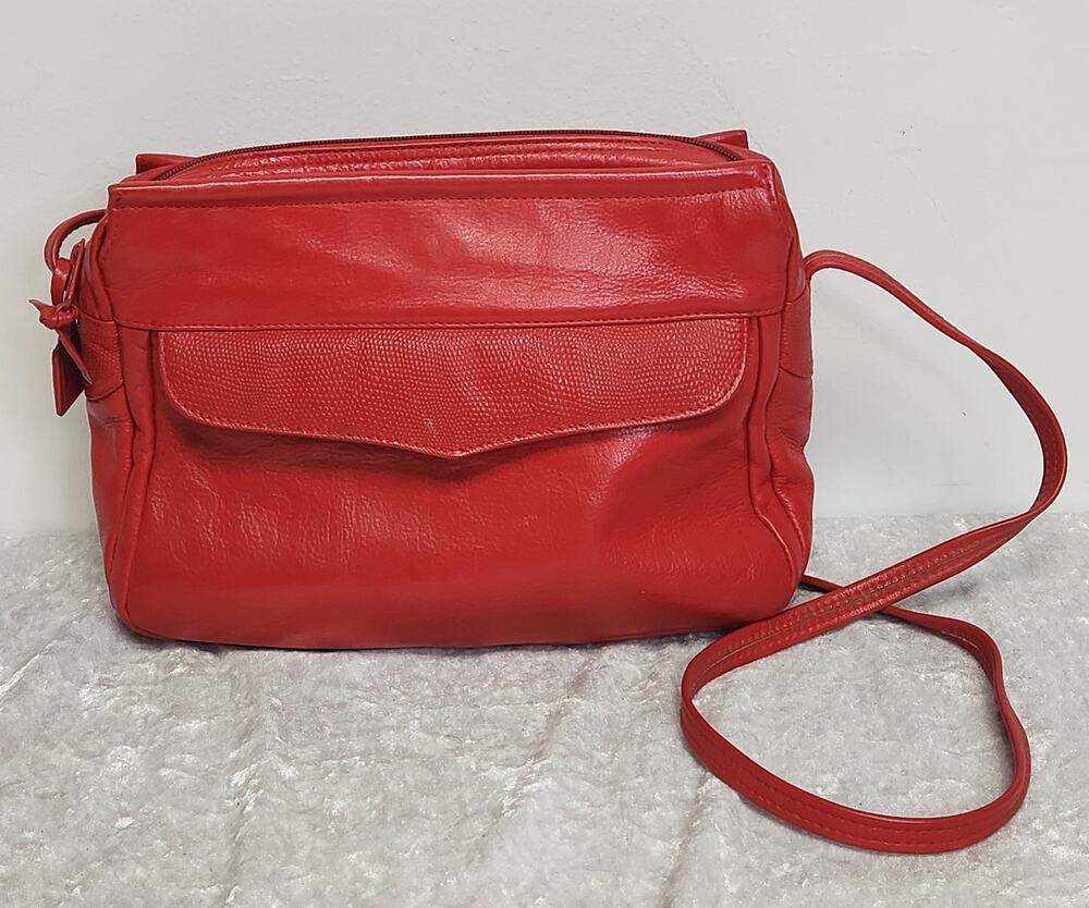 GIANI BERNINI Womens Red Leather Crossbody Handbag